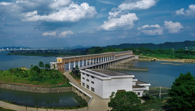 ����բ��